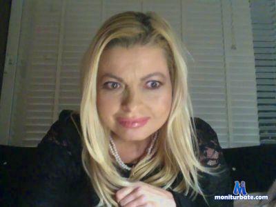 p0yri cam4 bisexual performer from United Kingdom of Great Britain & Northern Ireland  
