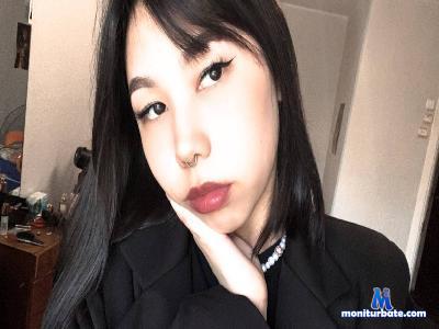 DieraDuffield cam4 bicurious performer from United States of America cosplay C2C masturbation schoolgirl striptease cute ass 