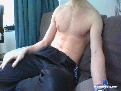 BigDickLevi22 cam4 straight performer from Kingdom of the Netherlands cute masturbation cum 