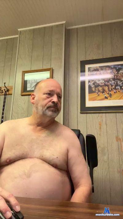 edhole68 cam4 bicurious performer from United States of America  