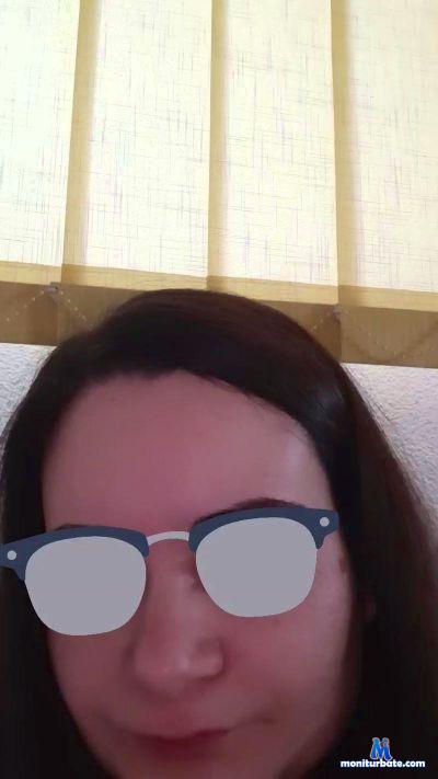 CalinnaGloss cam4 bisexual performer from Republic of Poland  