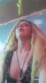 Destinilove2020 cam4 livecam show performer room profile