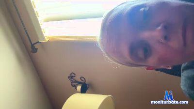 SexxyyPinxx cam4 straight performer from United States of America  
