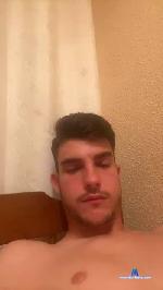 discreto189 cam4 livecam show performer room profile