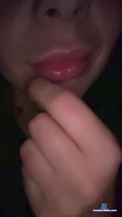 Alyasia cam4 live cam performer profile