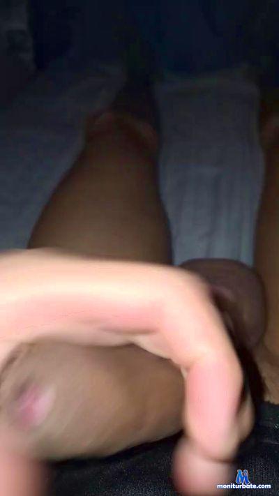 jovencito25x cam4 straight performer from Republic of Chile chile amateur nuevo pies masturbation cum 