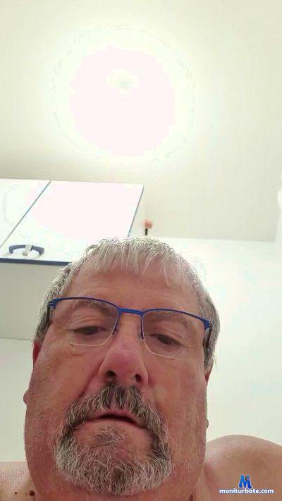 artino52 cam4 straight performer from French Republic  