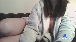 Littlewwhore cam4 live cam performer profile
