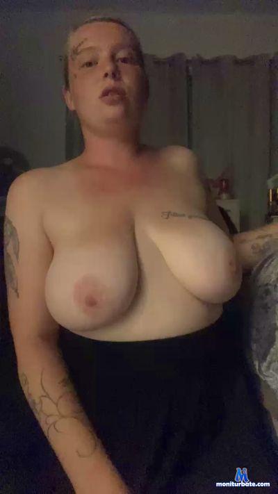 inkedbaby1 cam4 straight performer from United Kingdom of Great Britain & Northern Ireland  