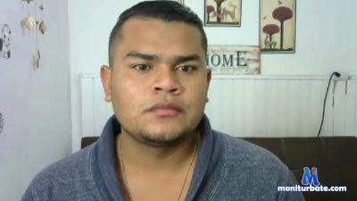 navi_sizable cam4 bicurious performer from United States of America  