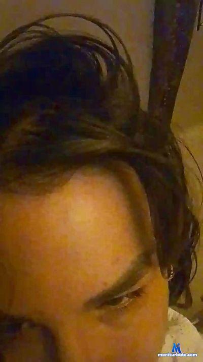 Shanacoquine cam4 bicurious performer from French Republic amateur bdsm doigt suce 