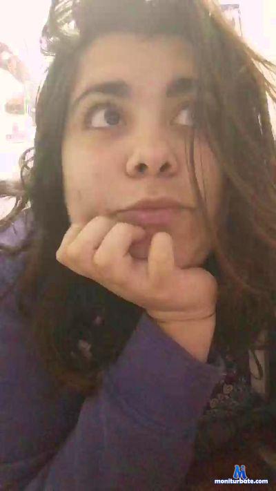 yulisa69 cam4 bisexual performer from Republic of Chile  