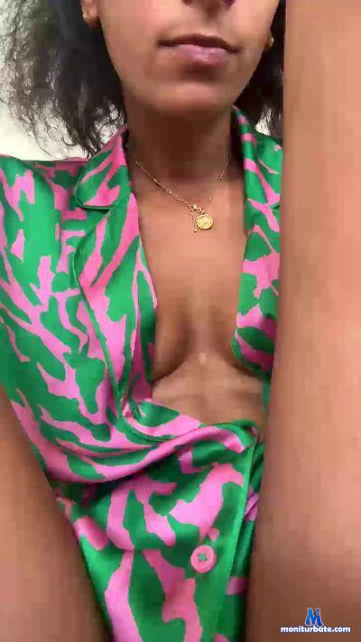 Jaidaxxo cam4 straight performer from United Kingdom of Great Britain & Northern Ireland  