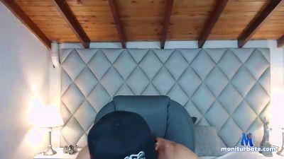 Liam_Linarez cam4 bisexual performer from Republic of Colombia  