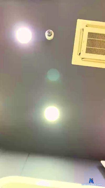 julienx75 cam4 bicurious performer from French Republic  