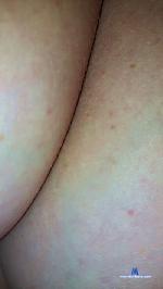 Sexbrenda cam4 livecam show performer room profile