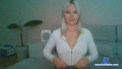 blondiii_19 cam4 bicurious performer from Federal Republic of Germany amateur masturbation titts muschi 