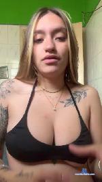 Luuxxxx cam4 livecam show performer room profile