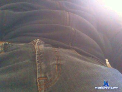 rogermaybe cam4 bisexual performer from United Kingdom of Great Britain & Northern Ireland  