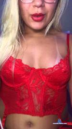 Juliafisher cam4 livecam show performer room profile