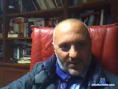 raulcastr0 cam4 straight performer from Republic of Italy  