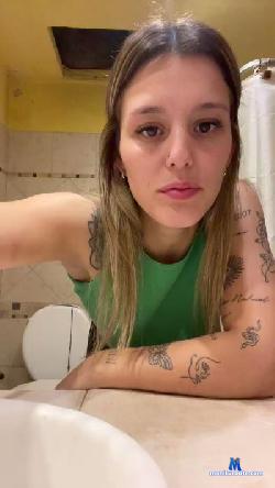 xvalenof cam4 live cam performer profile