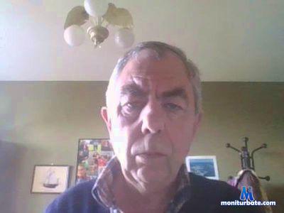 CAVALIERLYON cam4 bisexual performer from French Republic  