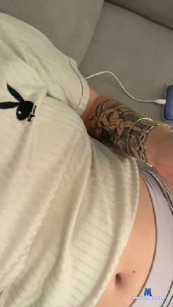 viensjouer cam4 live cam performer profile
