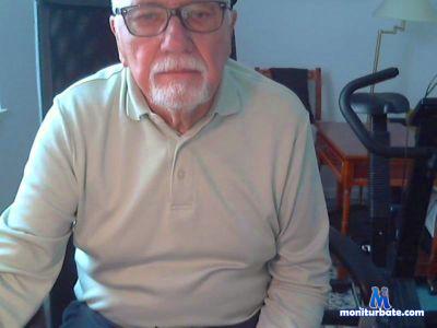 lucaninb cam4 straight performer from Republic of Serbia  