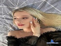 sweetums_angel cam4 live cam performer profile