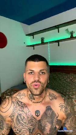 Leitogarel cam4 live cam performer profile