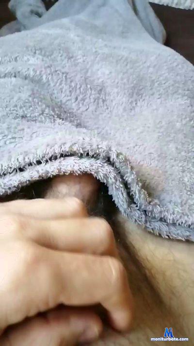vasa27 cam4 bicurious performer from Republic of Serbia  