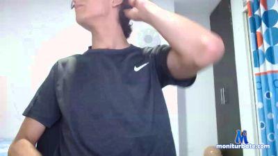 man_hot_sexy_22 cam4 bisexual performer from United States of America  