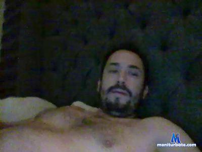 Boy3384 cam4 gay performer from United Mexican States  