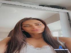 biggreeneyes1 cam4 live cam performer profile