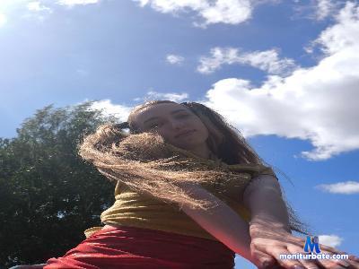 FlairCrenshaw cam4 bisexual performer from French Republic schoolgirl squirt striptease cum spanking ass cute 