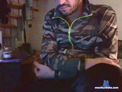 galeo105 cam4 gay performer from Republic of Italy  