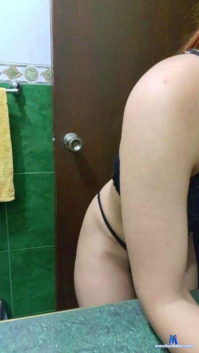 Hotcherryfun cam4 bisexual performer from Republic of Italy  