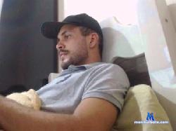 cr_huang cam4 live cam performer profile