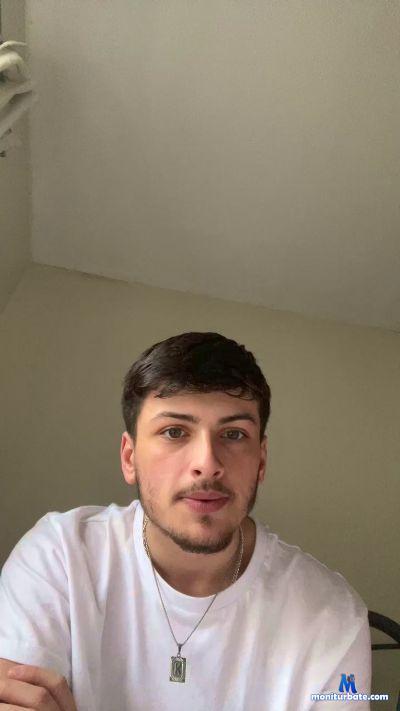 Pinns03 cam4 straight performer from United Kingdom of Great Britain & Northern Ireland  