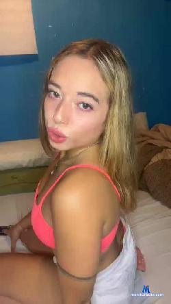 ayluc4 cam4 live cam performer profile