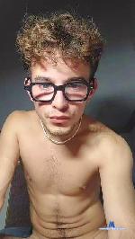 DragMan20 cam4 livecam show performer room profile