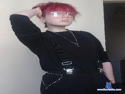 JulianaBeeson cam4 bisexual performer from United States of America femdom bigass squirt pawg C2C anal pee 