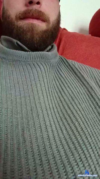 Easyboy96 cam4 straight performer from Republic of Italy amateur cum gamer smoke 