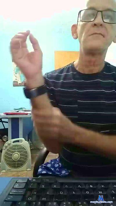 asd561089 cam4 bicurious performer from Taiwan, Province of China  