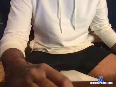 menin0dotad095 cam4 straight performer from Federative Republic of Brazil  