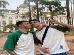 Aron_and_Derick cam4 livecam show performer room profile