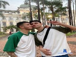 Aron_and_Derick cam4 live cam performer profile