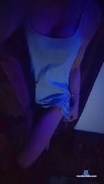 BennyHot90 cam4 livecam show performer room profile