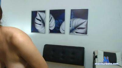 coupleperfect89 cam4 bisexual performer from United States of America rollthedice 
